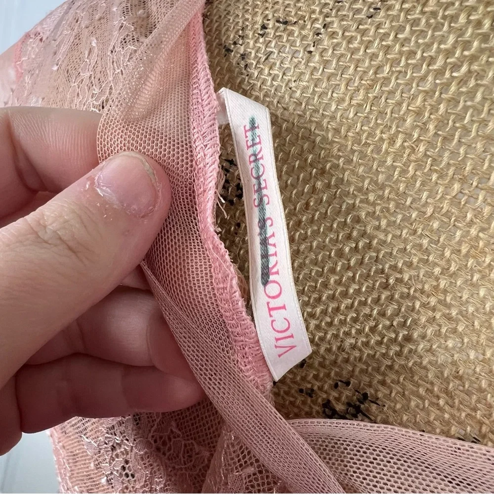 Sz OS Victoria’s s Secret Light Peachy Pink Sheer Lace Short Robe NWOT $70 MSRP